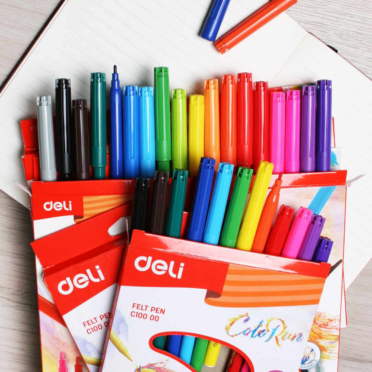 Kit Esencial Primaria Ferrini - Cuaderno cosido, lápices de colores y marcadores