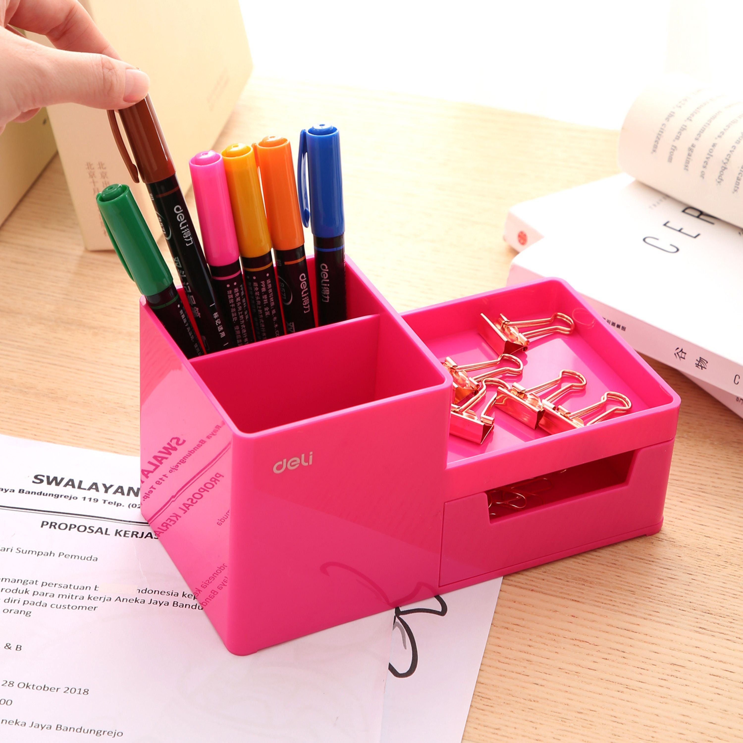 Juego de organizadores y accesorios de escritorio, regalos para compañeros de trabajo, los suministros de oficina incluyen engrapadora, grapas, para el hogar y la escuela| DELI 